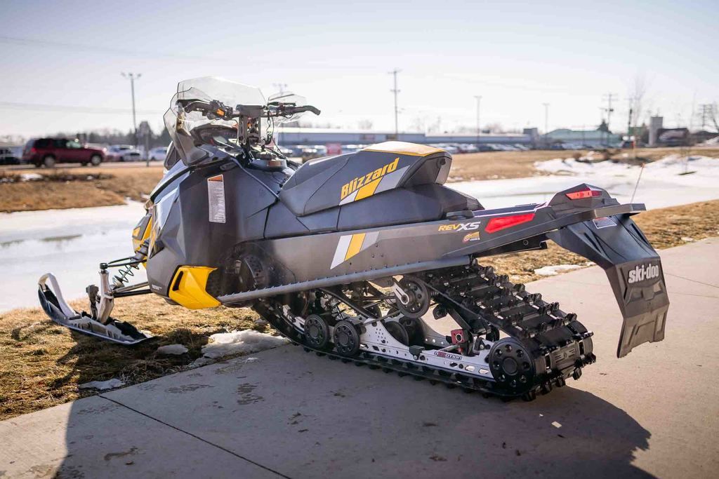 Used Ski-Doo MXZ Blizzard Rotax 800R ETEC 2016 for sale in Jackson