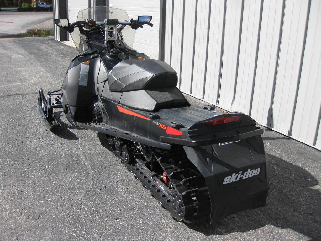 Used Ski-Doo Renegade Adrenaline ROTAX 800R ETEC 2016 for sale in