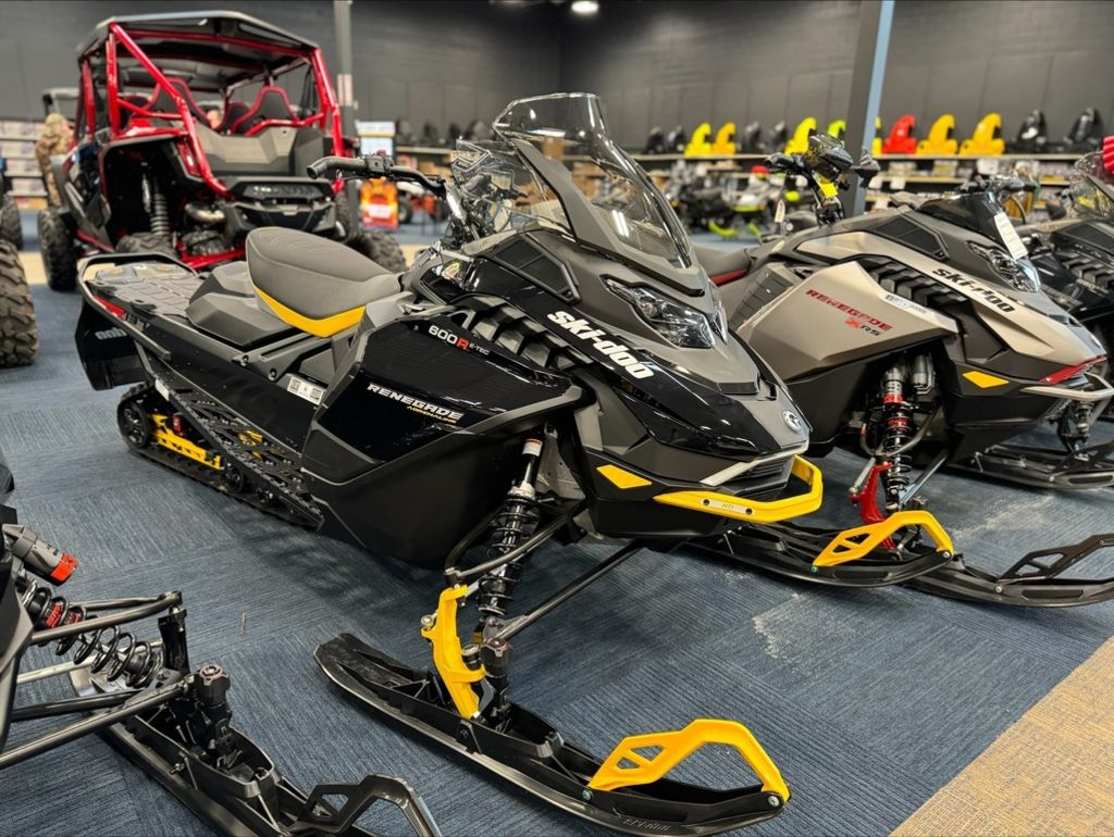 New Ski-Doo Renegade Adrenaline with Enduro Package Rotax 600R