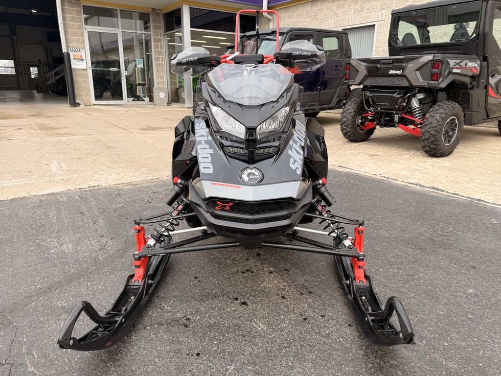 Used Ski-Doo Renegade XRS Rotax 850 ETEC Ice Ripper XT 125 Black