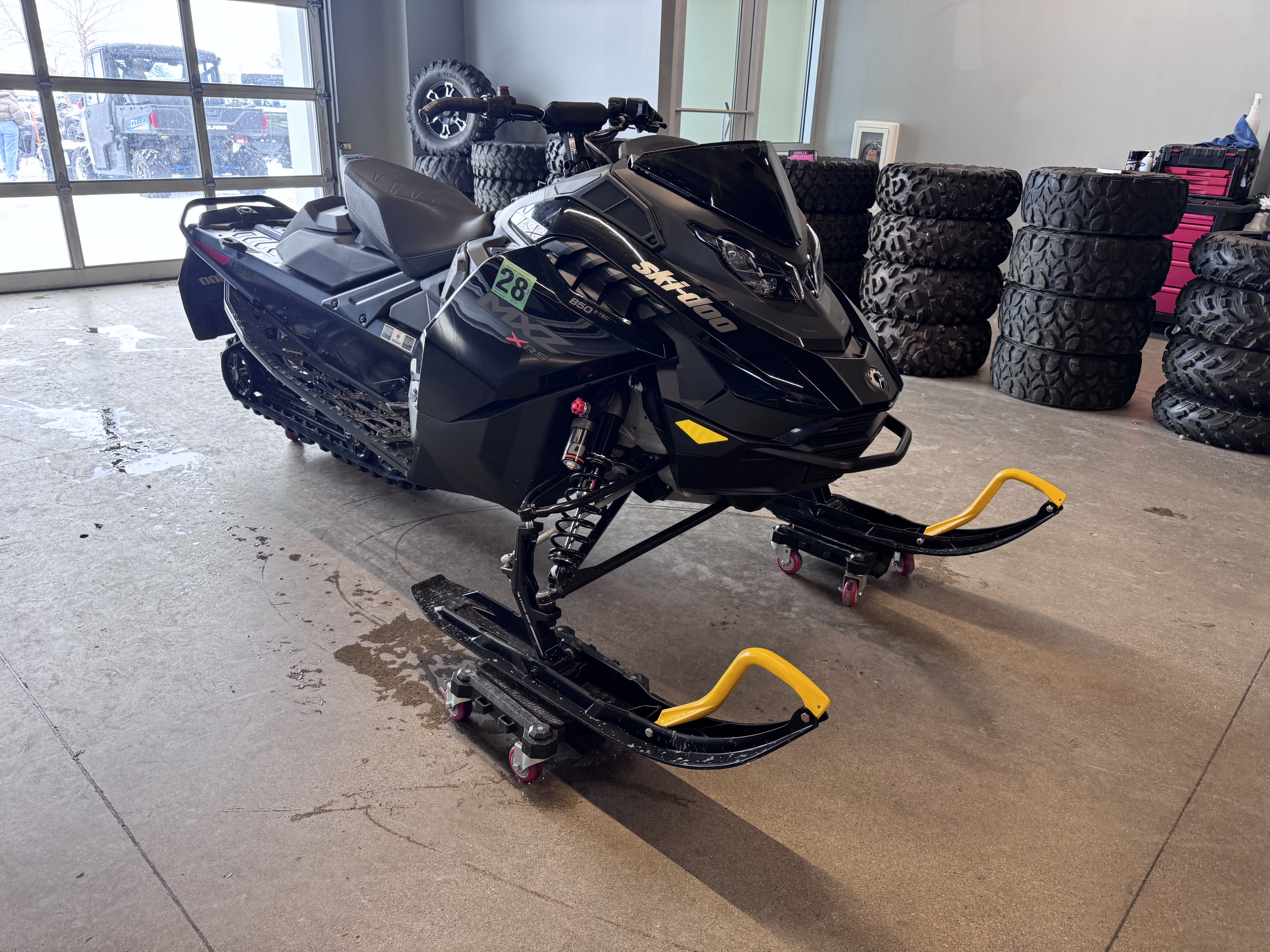 スノースクート２台 スノースクートプロショップ SNOWSCOOT SHOP TOOLATE SPORTS -最新