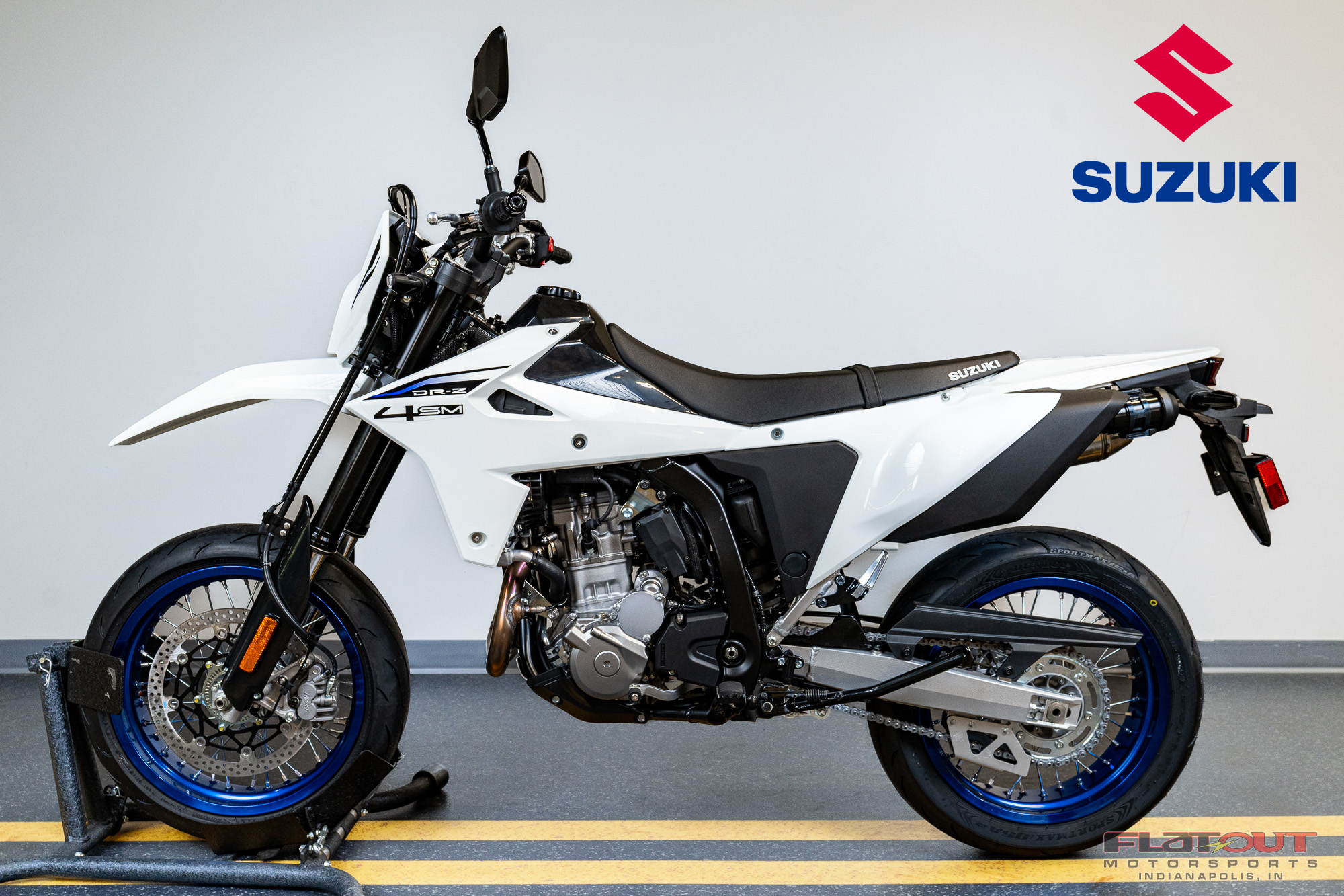 【やま様】/2025tambourineタンバリンネイビー×白/牛革A4トー New Suzuki DRZ 4SM 2025 for sale in Indianapolis, Indiana