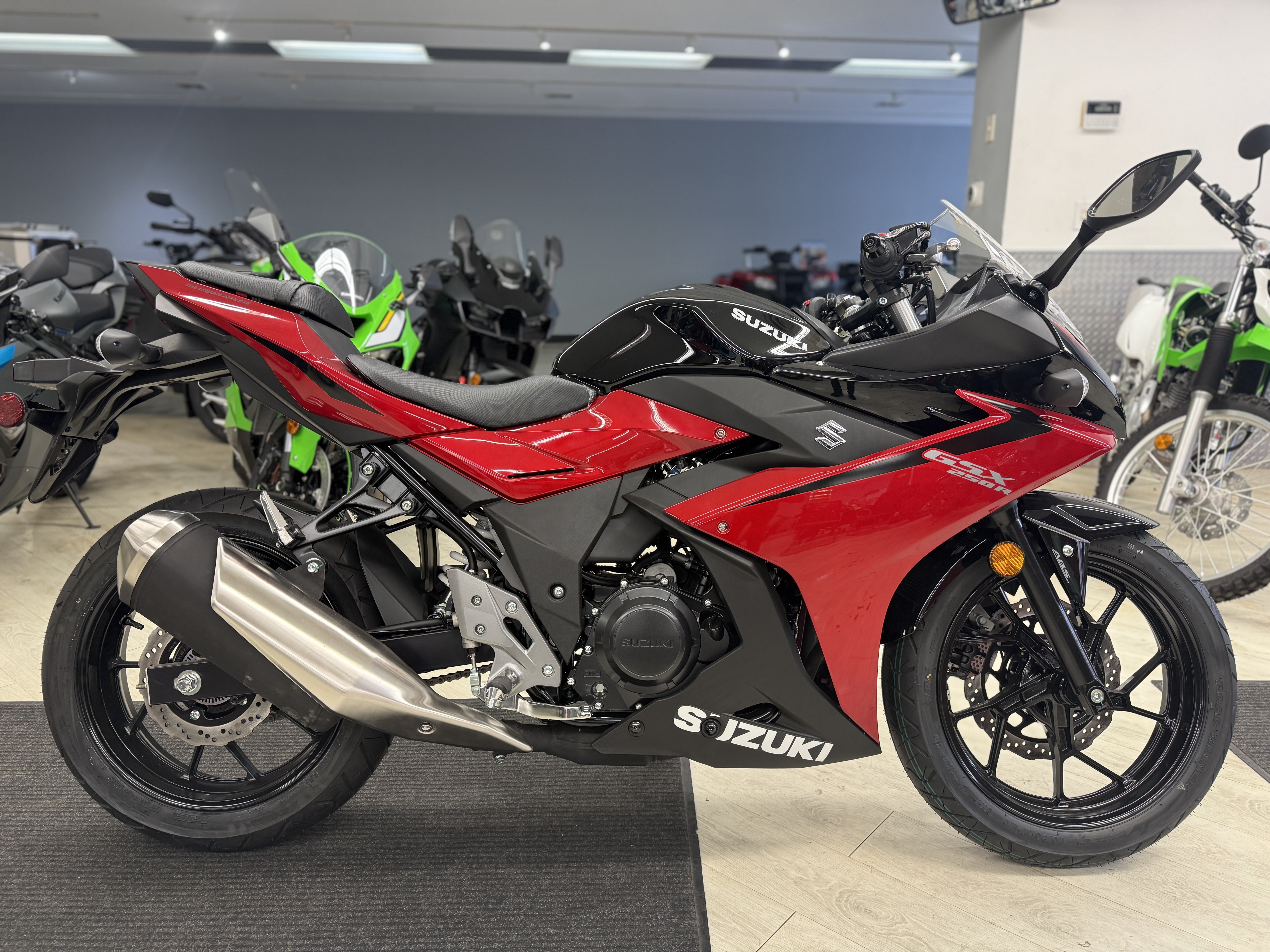 New Suzuki GSX 250R ABS 2025 for sale in Stapleton Heights, New