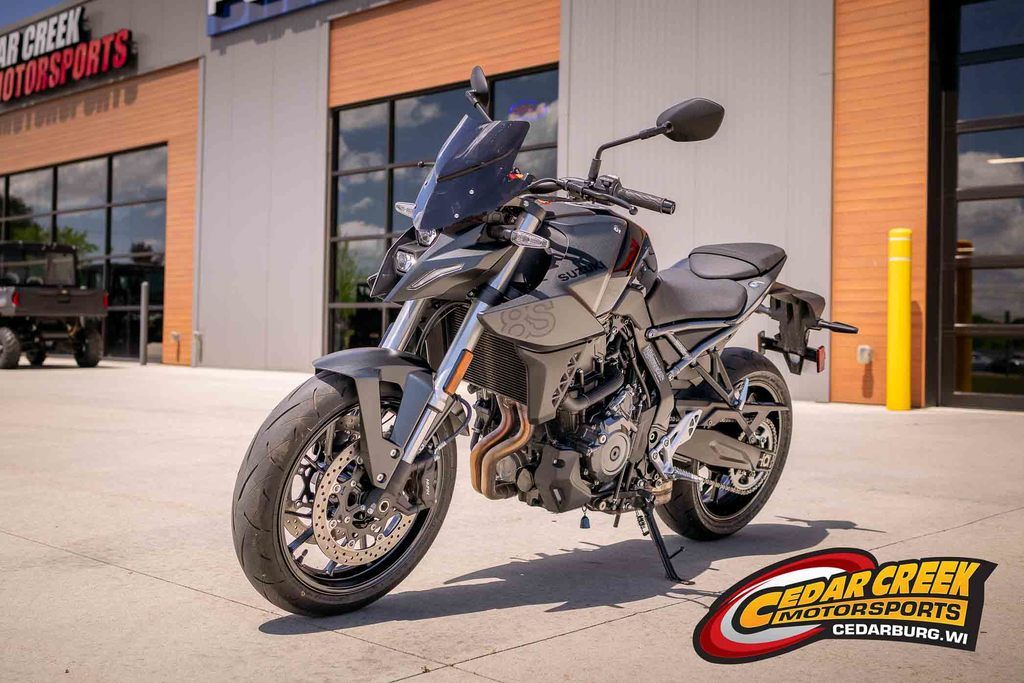 Used Suzuki GSX8S 2023 for sale in Jackson, Wisconsin - Boatzon.com