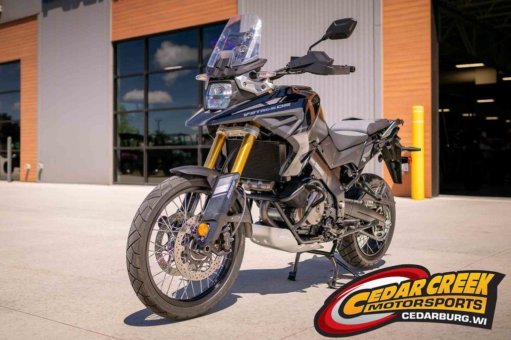 Used Suzuki VStrom 1050DE 2024 for sale in Jackson, Wisconsin
