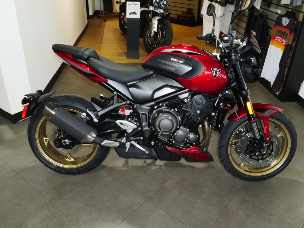New Triumph Trident 800 Carnival red 2026 for sale in Miami