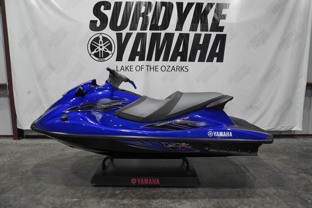 Used Yamaha Waverunners VXR Blue 2013 for sale in Osage Beach