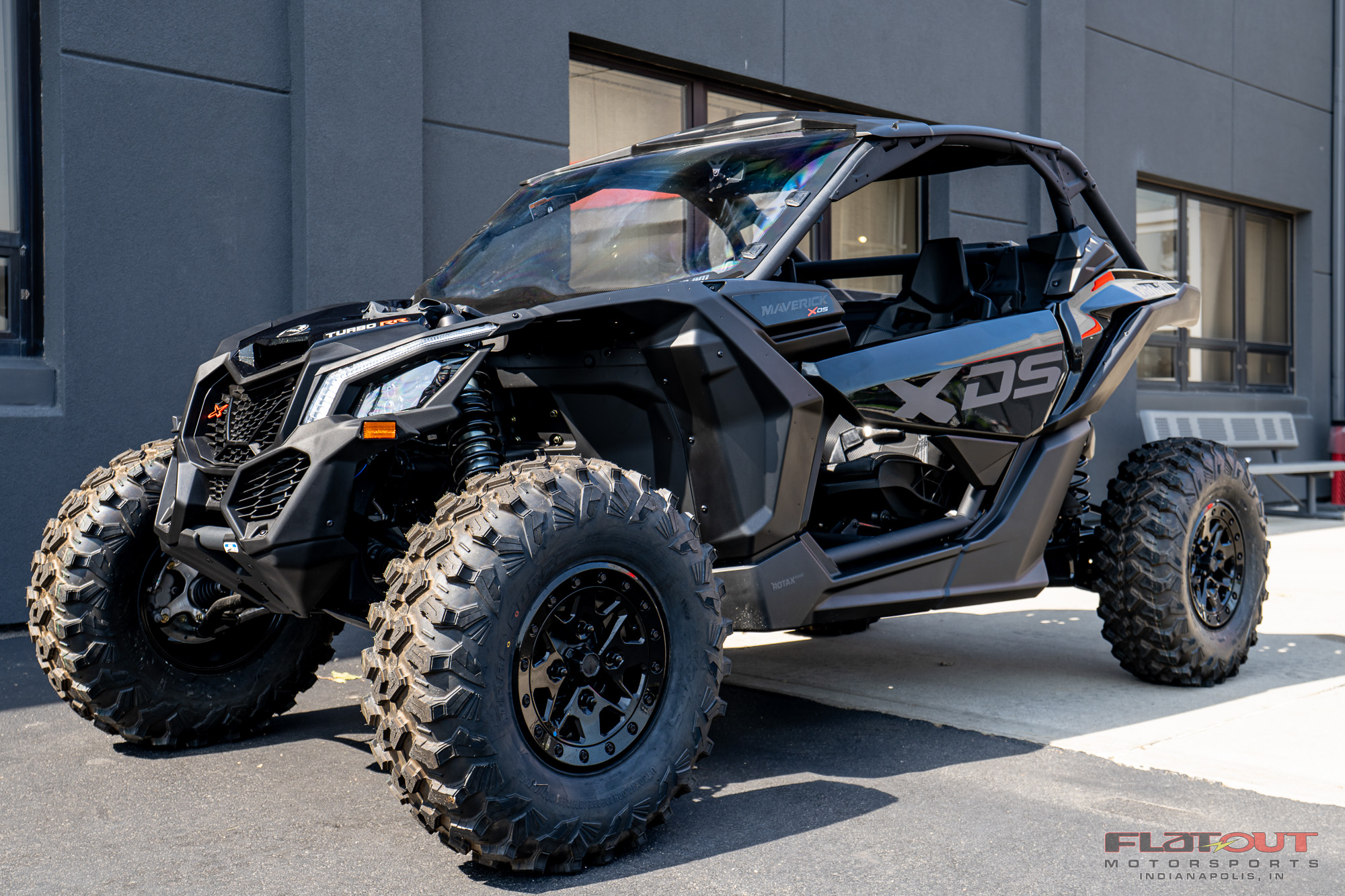 New CanAm MAVERICK X3 Xds TURBO RR SMARTSHOX DEMO WAR 063026 2025