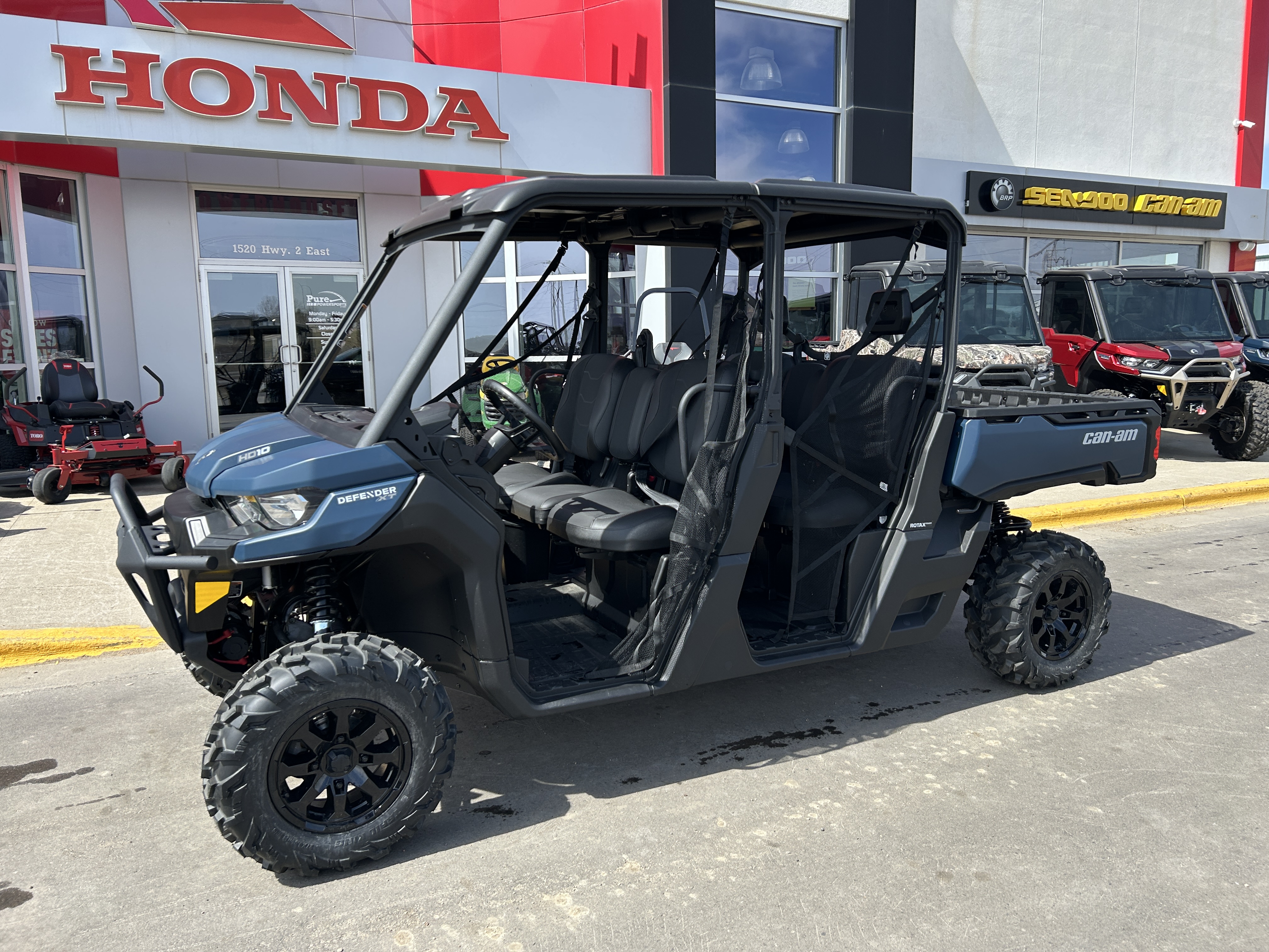 New CanAm SSV DEF MAX XT 64 HD10 BE 25 XT HD10 Dusty Navy 2025 for