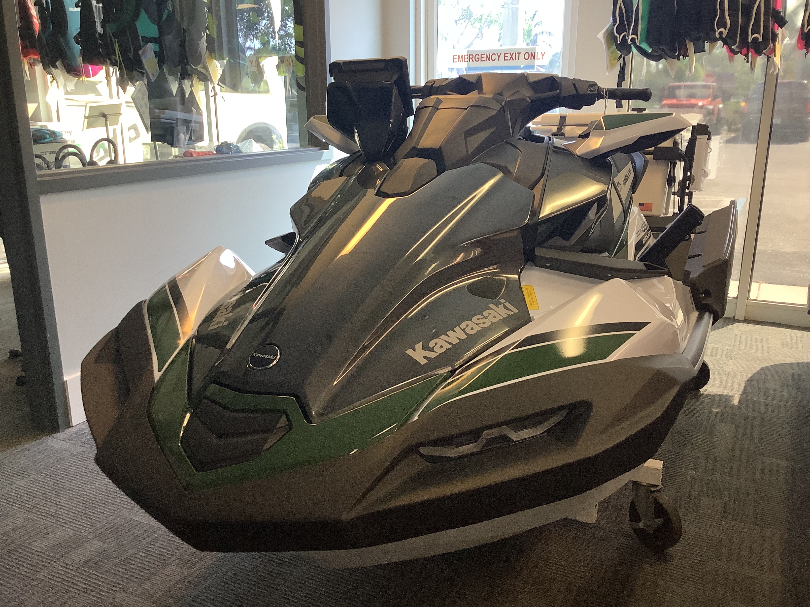 New 2025 Kawasaki Ninja ZX4RR ABS Metallic Matte Whitish