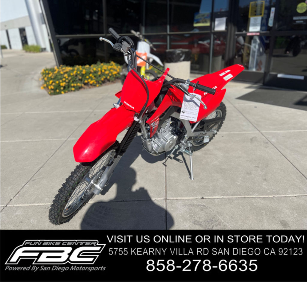 ホンダCRF125F ほぼ新車 2026-crf125f-hero-banner-