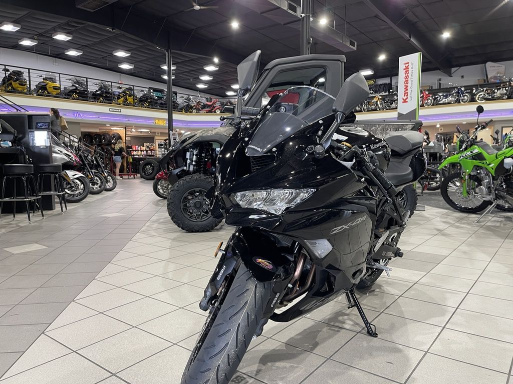 New Kawasaki NINJA ZX4R ABS 2025 for sale in Richland Center