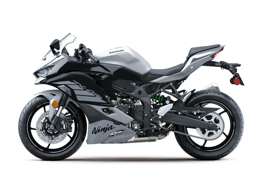 noriちゃん Kotori-chan * rode the Ninja ZX-25R early!! So, is it a