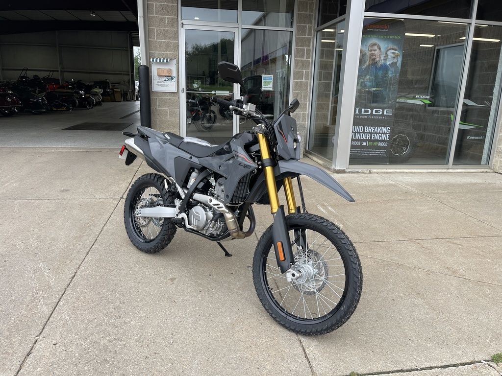 suzuki-drz4s-2025-richland-
