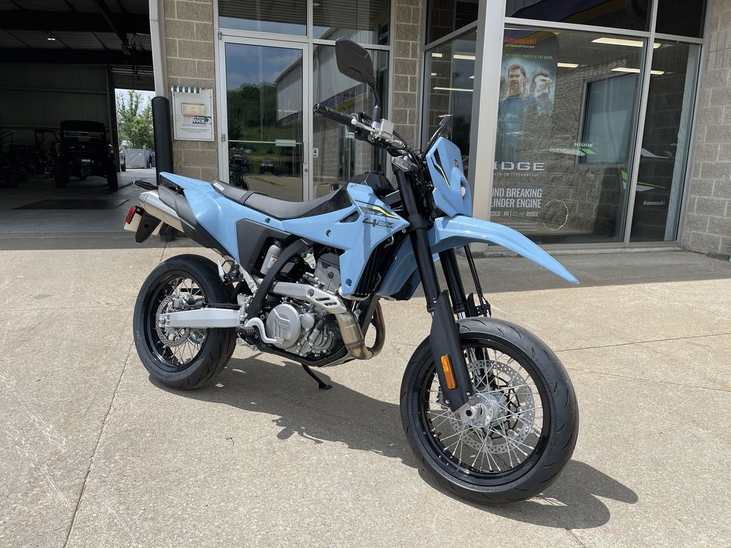 New Suzuki DRZ4SM 2025 for sale in Richland Center, Wisconsin