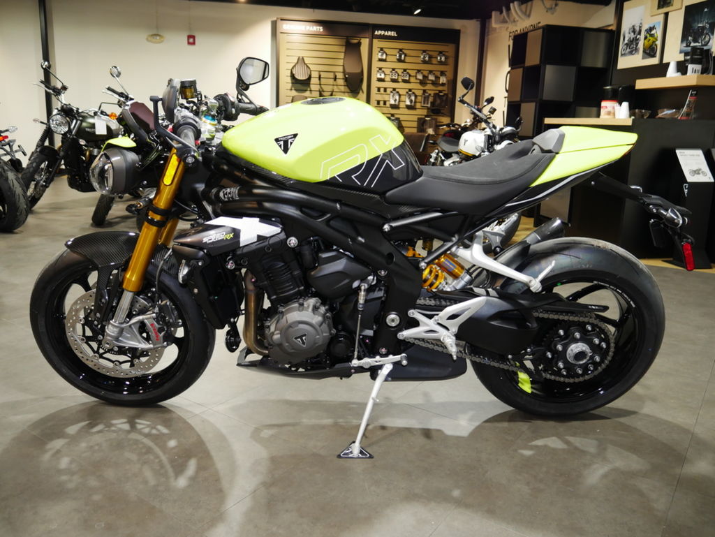 Triumph 1200 Rx New Triumph Speed Triple 1200 RX Triumph Performance Yellow 2026 for ...