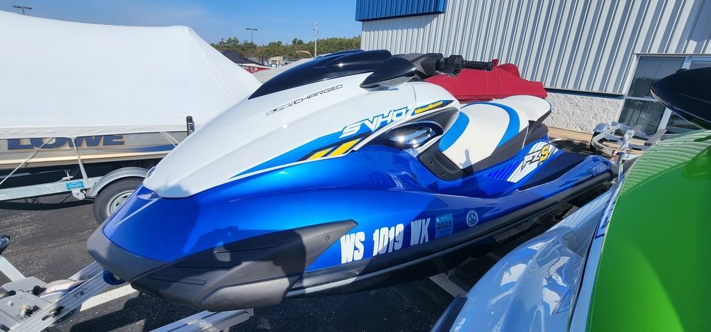 Used Yamaha Waverunner FZS SVHO 2016 for sale in Mosinee